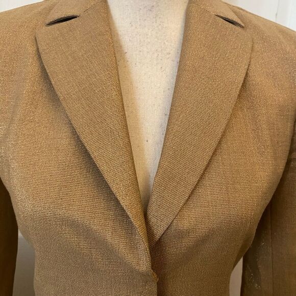 BCBG MaxAzria skirt suit( skirt 4, jacket 2) - Picture 3 of 15